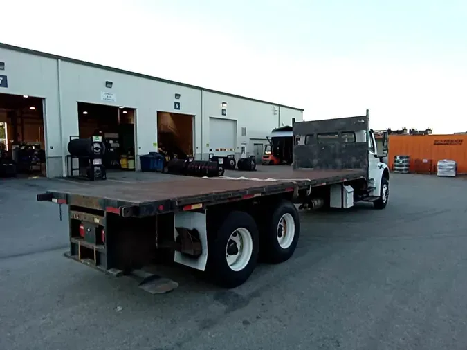 2015 Freightliner M2