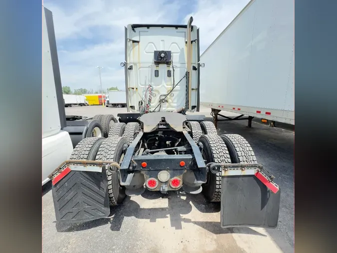 2017 FREIGHTLINER/MERCEDES CASCADIA 125