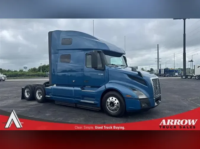 2020 VOLVO VNL760
