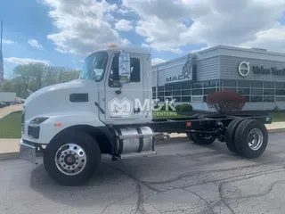2026 MACK MD MD6 187 WB