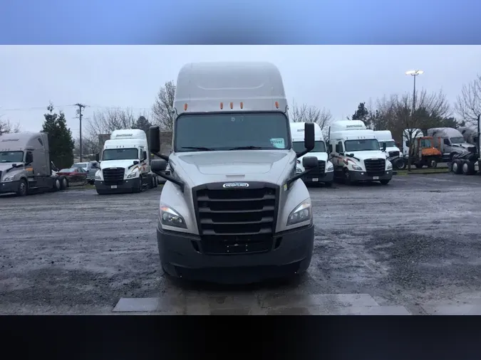 2020 Freightliner Cascadia