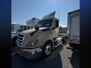 2020 FREIGHTLINER/MERCEDES NEW CASCADIA PX12664