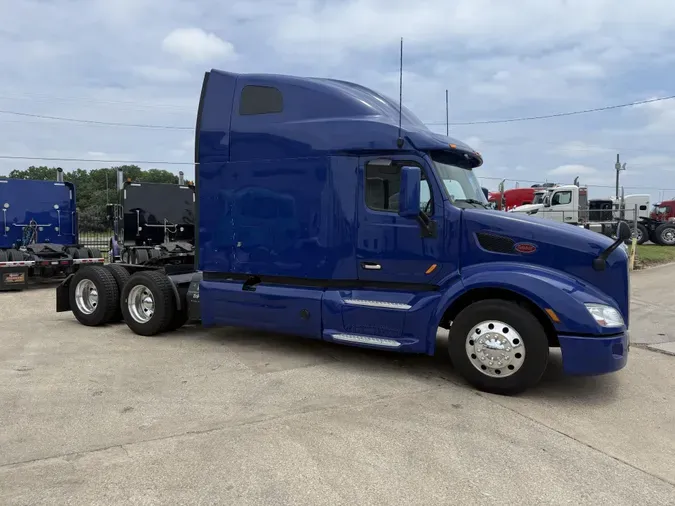2022 Peterbilt 579