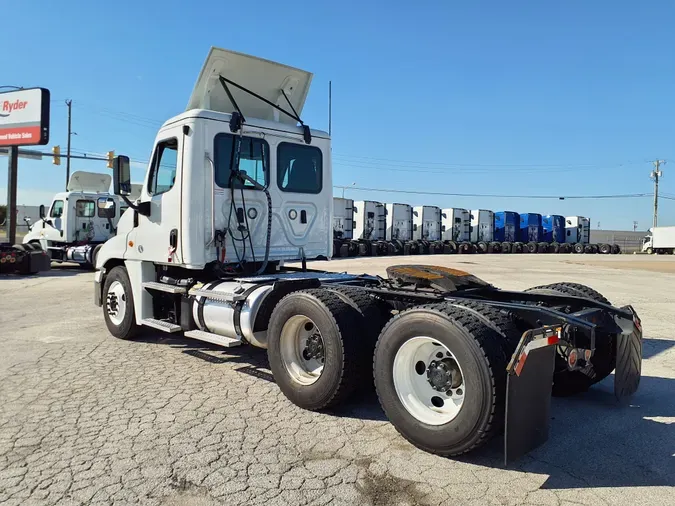 2019 FREIGHTLINER/MERCEDES CASCADIA 125