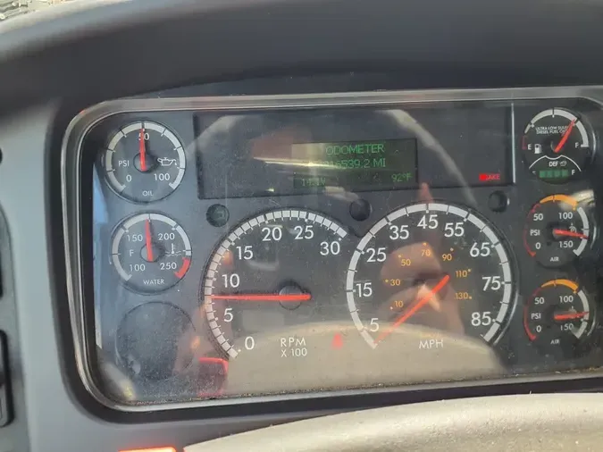 2020 FREIGHTLINER M2 106