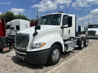 2020 International LT625