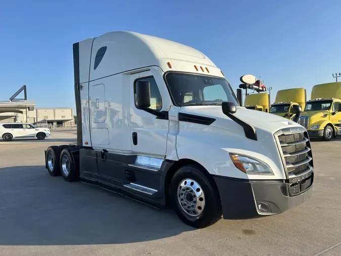 2021 Freightliner Cascadia