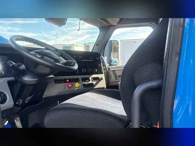 2022 FREIGHTLINER CA126