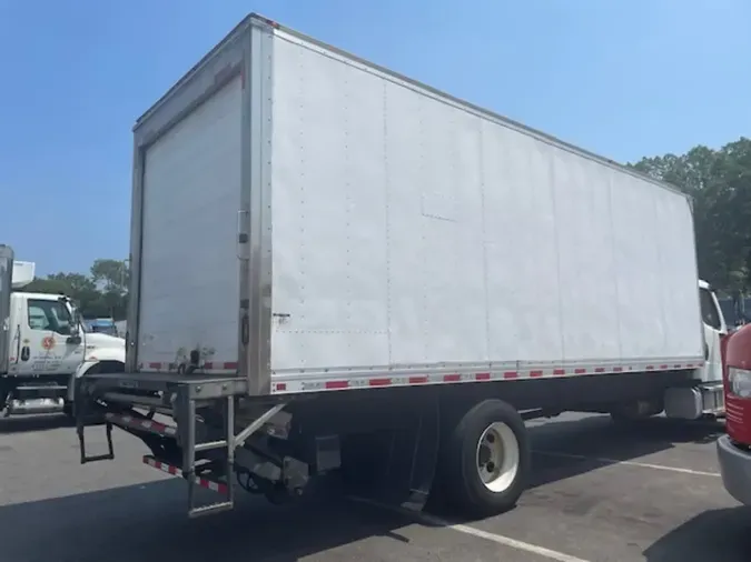2019 FREIGHTLINER M2 106