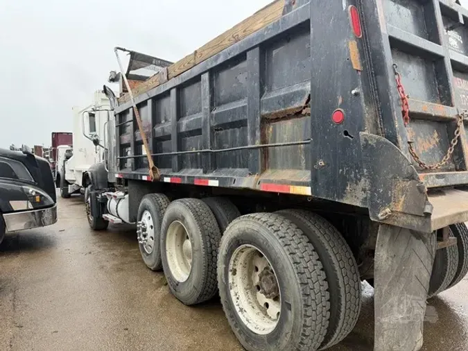 2003 MACK GRANITE CV713