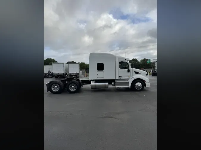 2021 Peterbilt 579