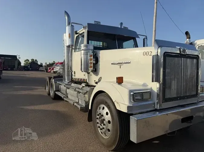 2016 WESTERN STAR 4900EX
