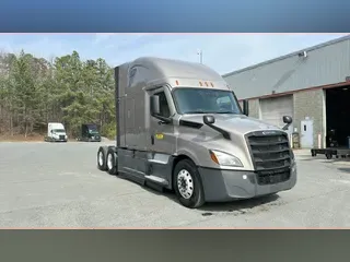 2022 Freightliner Cascadia 126