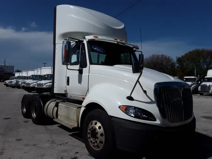 2017 NAVISTAR INTERNATIONAL PROSTAR (6X4)