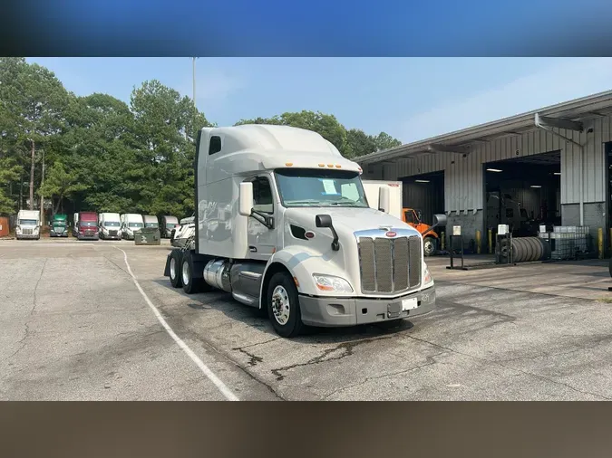 2021 Peterbilt 579feadd33b80aefdd149f1f0d1760f0283
