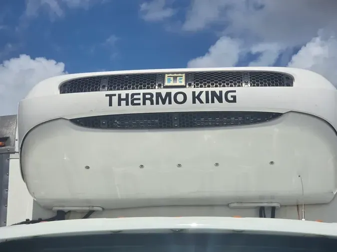 2019 FREIGHTLINER/MERCEDES M2 106