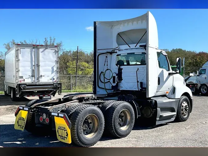 2021 INT LT625 6x4feb386d8e873e1086748d13871fd9efa