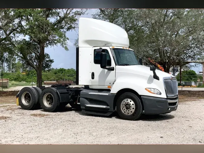 2021 INT LT625 6x4feb8f507ff6c9ac5af8e73619f4f46a9