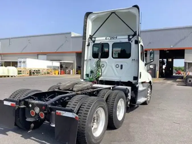 2019 Freightliner Cascadia