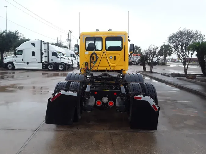 2018 FREIGHTLINER/MERCEDES CASCADIA 113