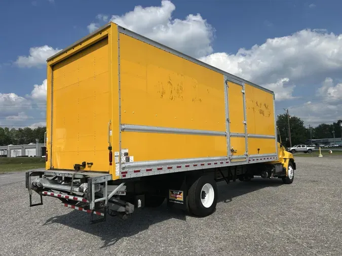2019 Hino 268A