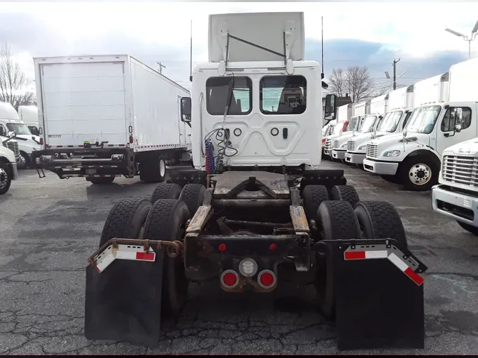 2018 FREIGHTLINER/MERCEDES CASCADIA 125