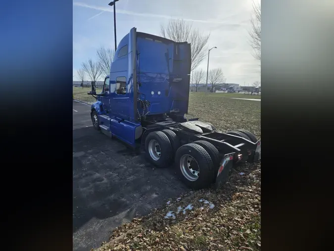 2022 International LT625