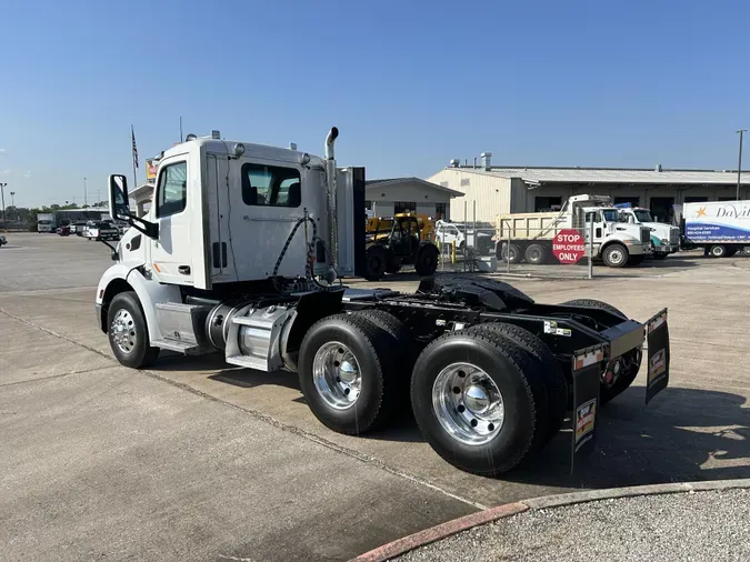 2015 Peterbilt 579