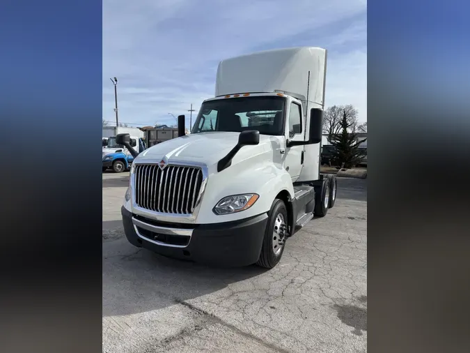 2021 International LT625