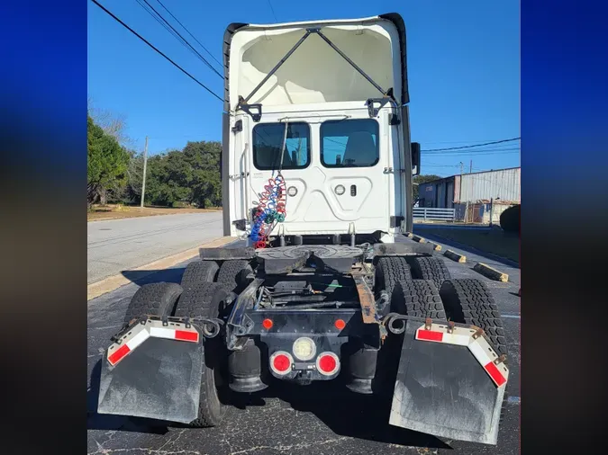 2019 FREIGHTLINER/MERCEDES CASCADIA 125