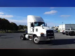 2019 Mack Anthem