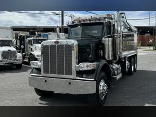 2024 Peterbilt 389