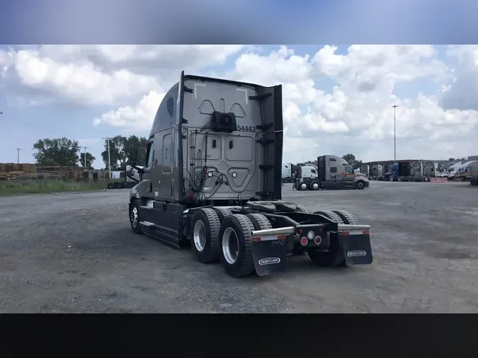 2023 Freightliner Cascadia 126