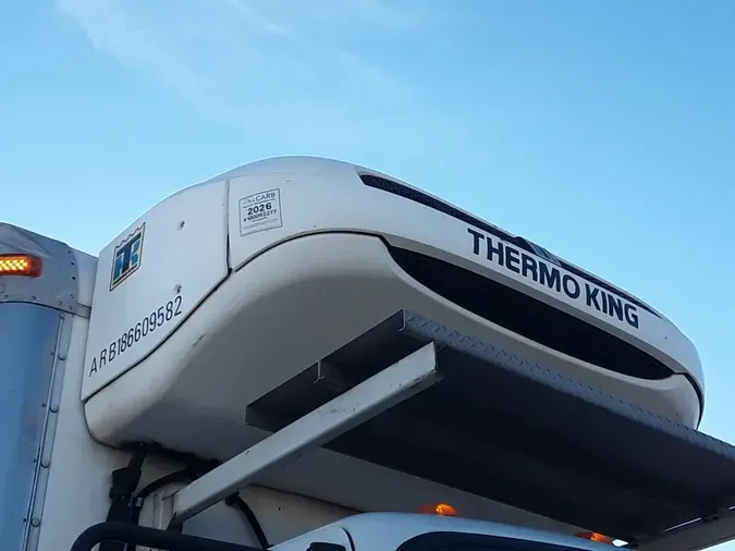 2019 FREIGHTLINER/MERCEDES M2 106