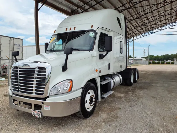 2020 FREIGHTLINER/MERCEDES CASCADIA 125