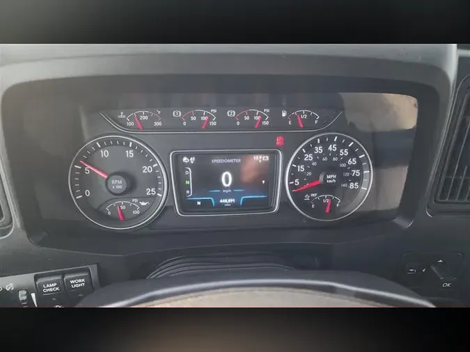 2021 INTERNATIONAL LT625
