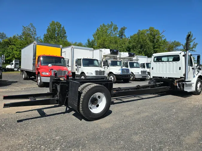 2017 FREIGHTLINER/MERCEDES M2 106