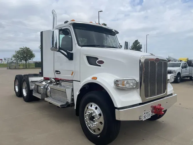 2022 Peterbilt 567