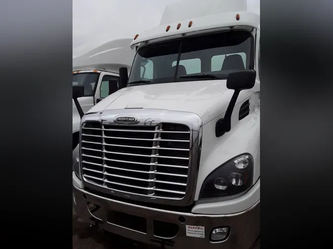 2019 FREIGHTLINER/MERCEDES CASCADIA 113