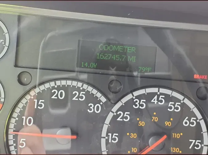 2020 FREIGHTLINER/MERCEDES M2 106