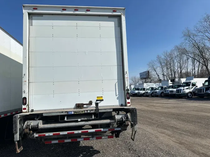 2018 FREIGHTLINER/MERCEDES M2 106