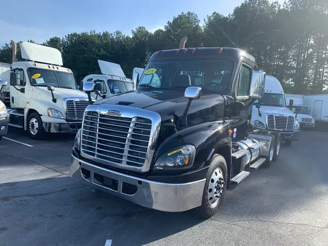 2020 FREIGHTLINER/MERCEDES CASCADIA 125fed942c034776e26db9ac7d1c5edf2ac