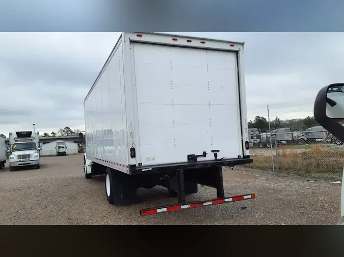 2017 FREIGHTLINER/MERCEDES M2 106