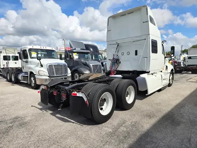 2020 NAVISTAR INTERNATIONAL LT625 SLPR CAB