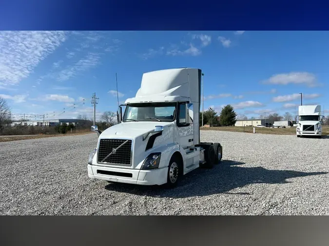 2018 Volvo VNL300