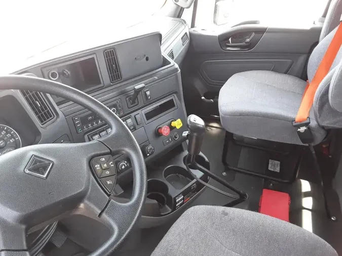 2021 NAVISTAR INTERNATIONAL LT625 DAYCAB S/A