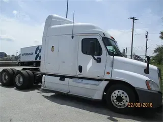 2012 FREIGHTLINER CASCADIA 125