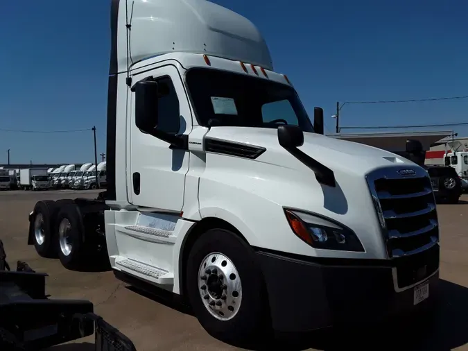 2019 FREIGHTLINER/MERCEDES NEW CASCADIA PX12664