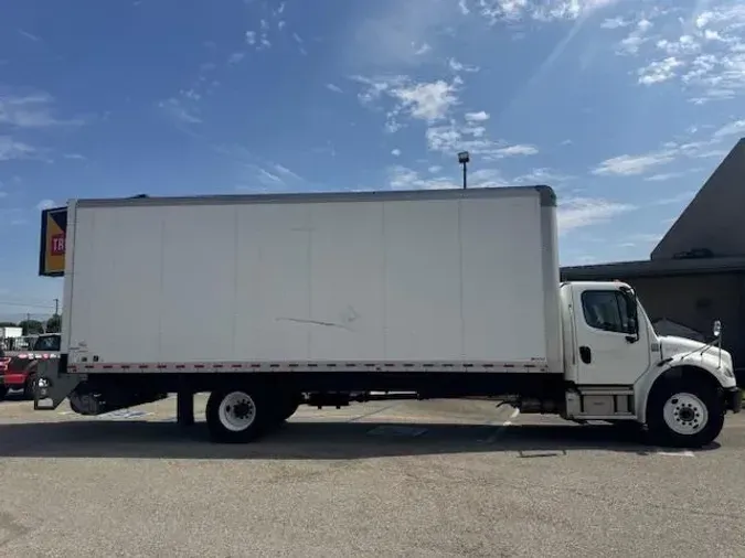 2021 Freightliner Business Class M2 106