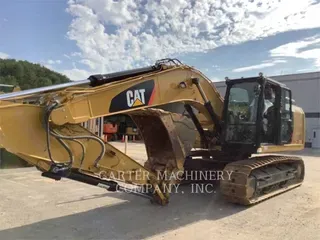 2017 Caterpillar 323FL CF